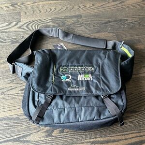 Mountainsmith briefcase/laptop bag